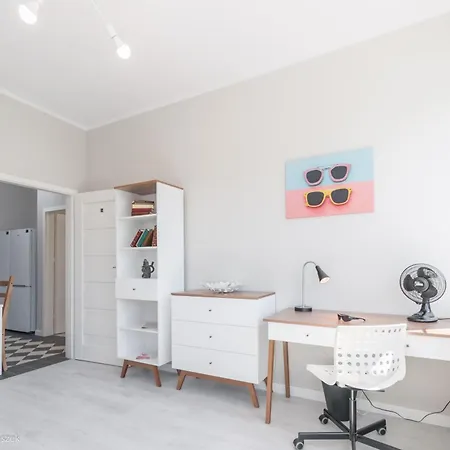 Room, Aleja Niepodleglosci 148, Center, Sgh, Pole Mokotowskie Warszawa Zewnętrze zdjęcie