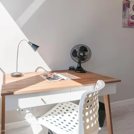 Room, Aleja Niepodleglosci 148, Center, Sgh, Pole Mokotowskie Warszawa Zewnętrze zdjęcie