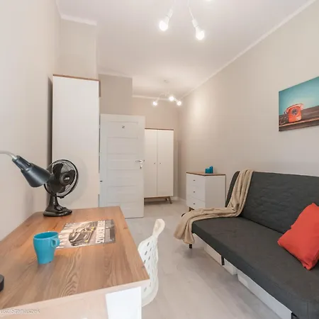 Room, Aleja Niepodleglosci 148, Center, Sgh, Pole Mokotowskie Warszawa Zewnętrze zdjęcie