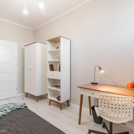 Room, Aleja Niepodleglosci 148, Center, Sgh, Pole Mokotowskie Warszawa Zewnętrze zdjęcie