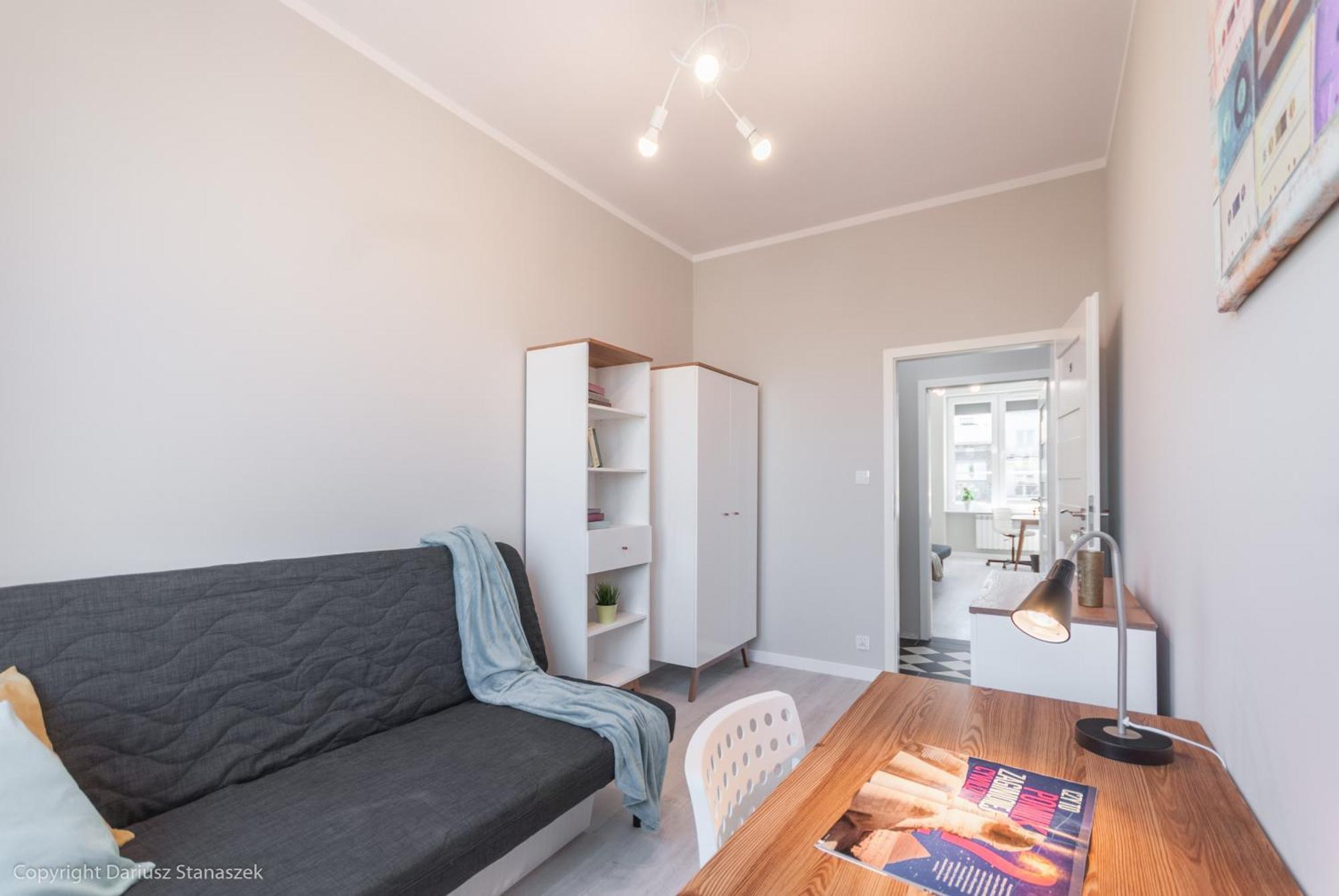 Room, Aleja Niepodleglosci 148, Center, Sgh, Pole Mokotowskie Apartment